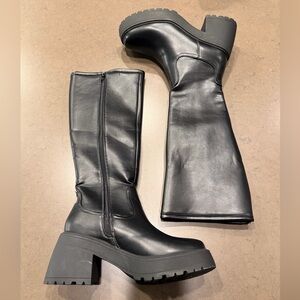 NWOT Lulus Whitlie Black Platform Knee-High Boots Sz: 7